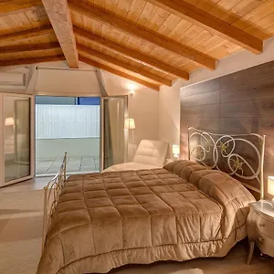 Black Star Apartamento